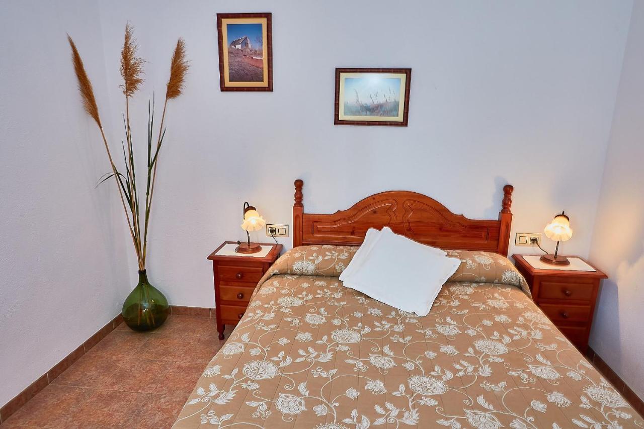 Lo Segador Guest House El Poblenou del Delta Exterior photo